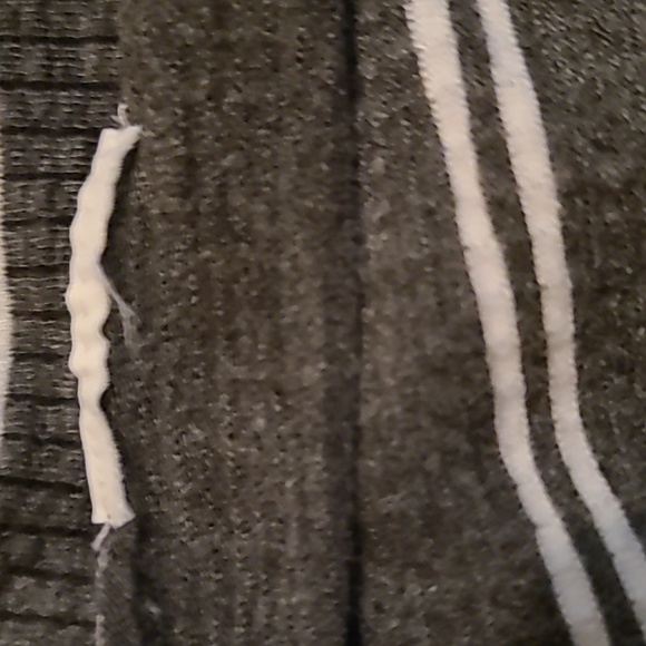 LLR LuLaRoe Shirley Kimono Coverup Gray & White Stripes Sz L - Picture 4 of 5